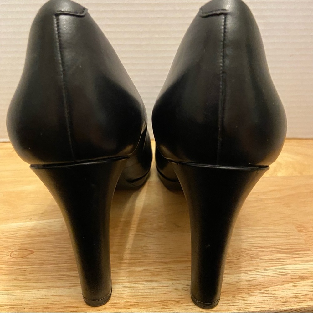 Rockport Women’s Black Leather High Heels with Trutech Size 9.5. - Picture 6 of 10